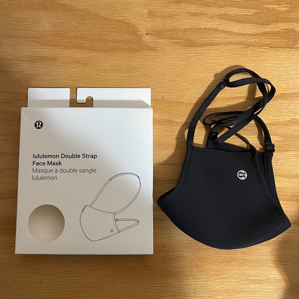 Lululemon Face Mask